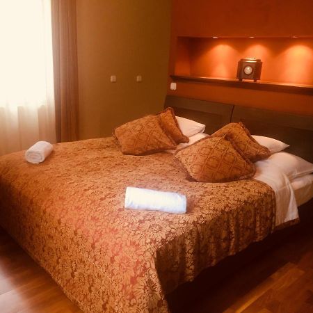 Haz Az Erdo Szelen Hotell Bánk Eksteriør bilde
