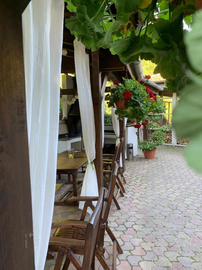 Haz Az Erdo Szelen Hotell Bánk Eksteriør bilde