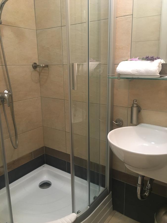 Haz Az Erdo Szelen Hotell Bánk Eksteriør bilde